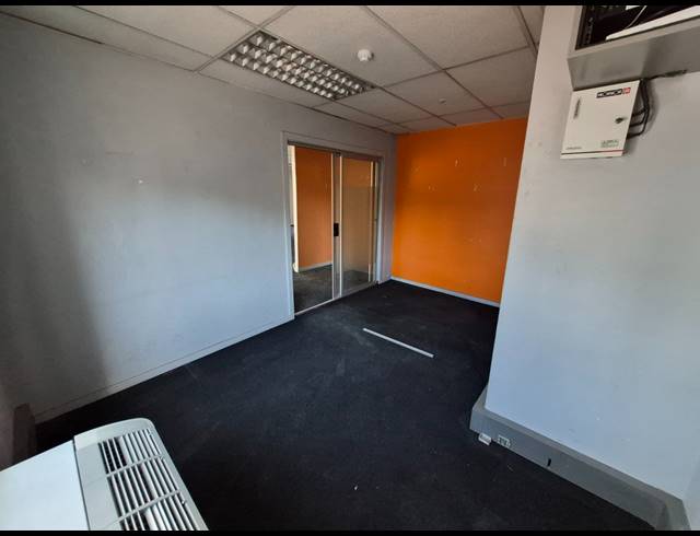 251M² OFFICE TO LET IN RIVONIA